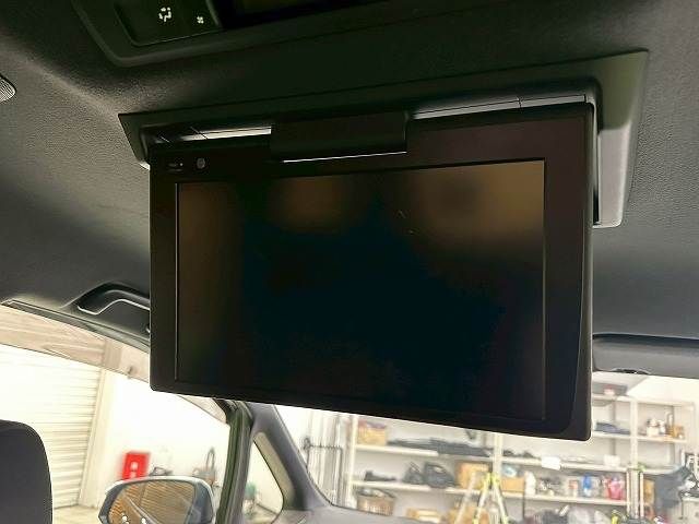 TOYOTA VOXY 2018 Image 31