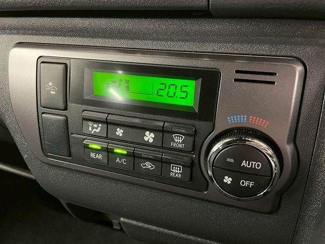 TOYOTA HIACE VAN 2WD 2020 Image 31