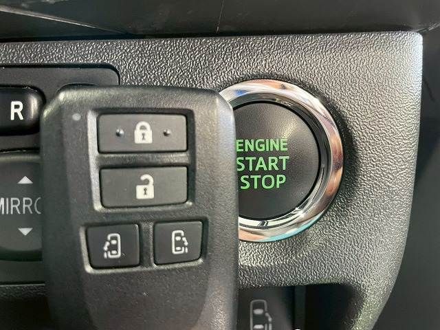 TOYOTA HIACE VAN 2WD 2020 Image 31