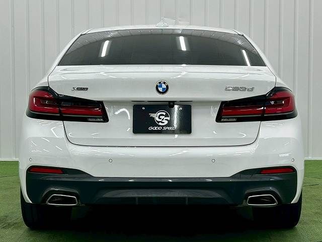 BMW 5SERIES SEDAN 2021 Image 31
