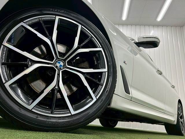 BMW 5SERIES SEDAN 2021 Image 31