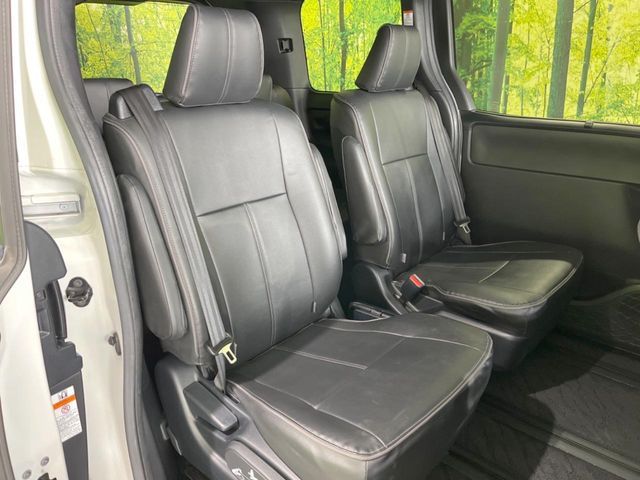 TOYOTA VOXY 2018 Image 31