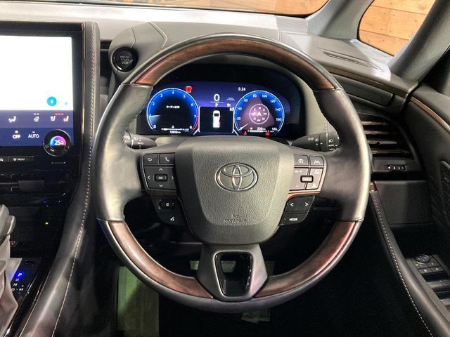 TOYOTA ALPHARD 2023 Image 31