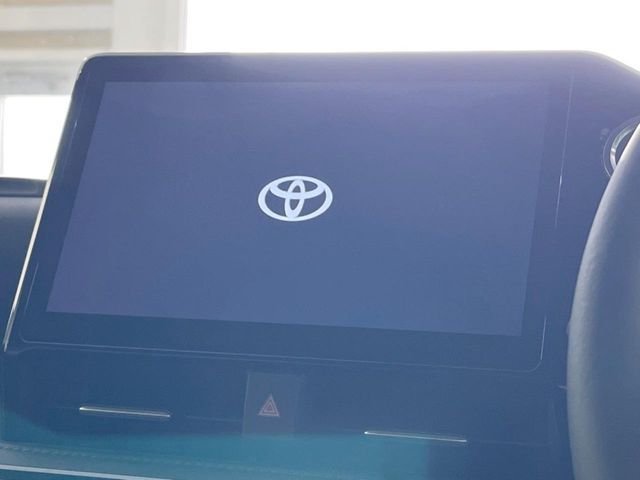 TOYOTA VOXY 2022 Image 31