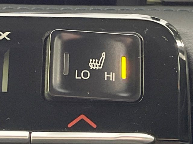 TOYOTA VOXY 2022 Image 31