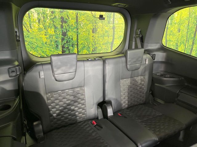 TOYOTA VOXY 2022 Image 31