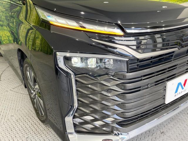 TOYOTA VOXY 2022 Image 31