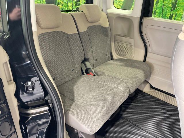 HONDA N BOX 2017 Image 31