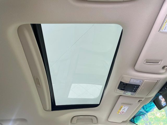 TOYOTA LANDCRUISER PRADO 2023 Image 31