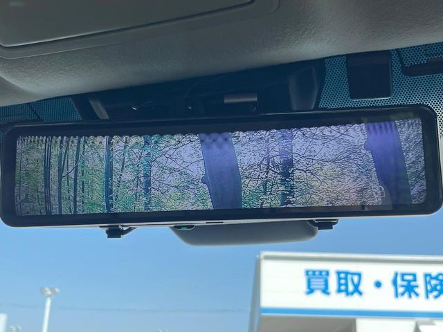 TOYOTA LANDCRUISER PRADO 2023 Image 31