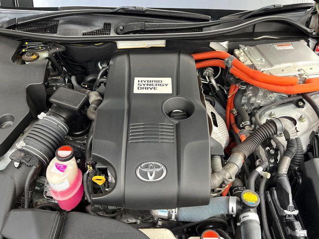 TOYOTA CROWN SEDAN HYBRID 2015 Image 31