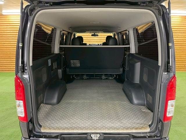 TOYOTA HIACE VAN 2WD 2017 Image 31