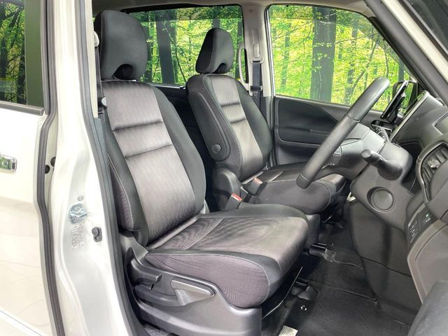 NISSAN SERENA  S-HYBRID 2017 Image 31