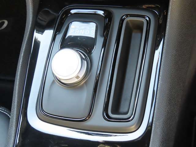 CHRYSLER 300 2017 Image 31