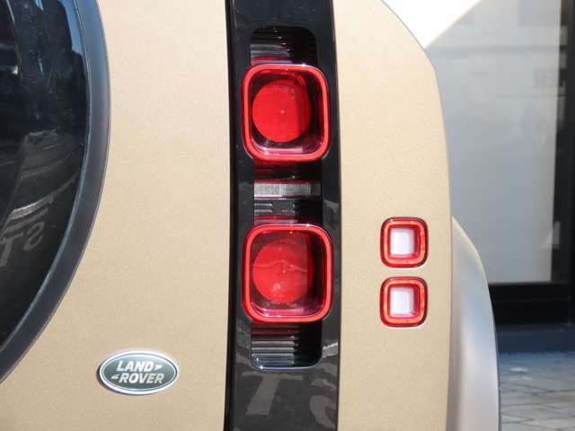 ROVER DEFENDER 2021 Image 31