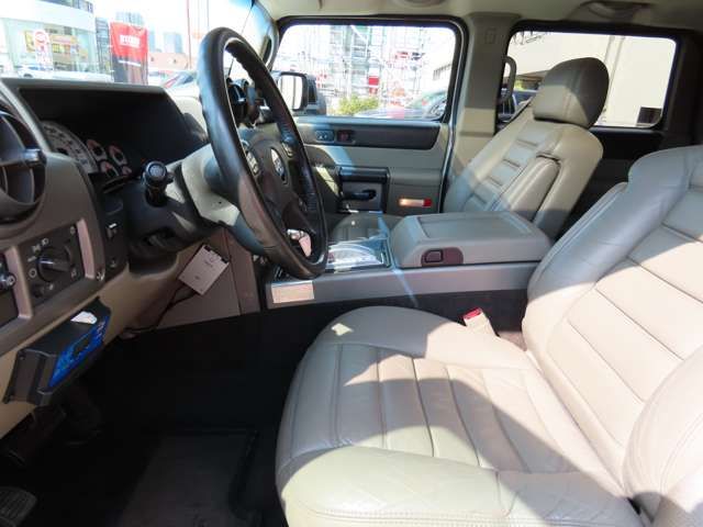 HUMMER H2 2004 Image 31