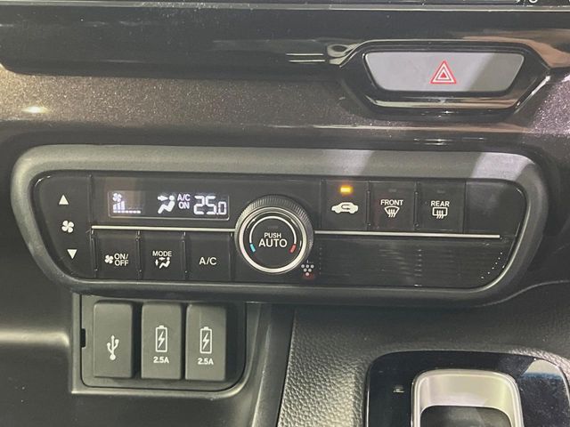 HONDA N BOX CUSTOM 2018 Image 31