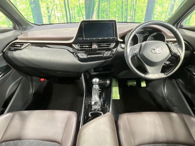 TOYOTA C-HR 2017 Image 31