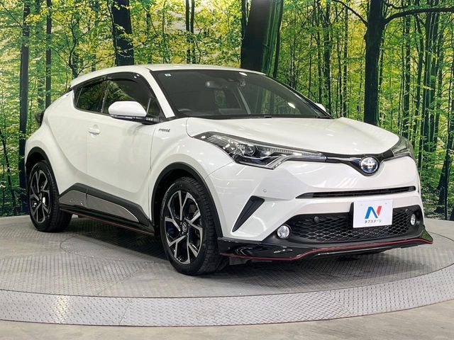 TOYOTA C-HR 2017 Image 31