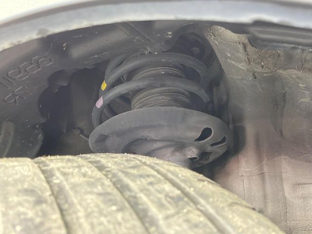 TOYOTA C-HR 2017 Image 31