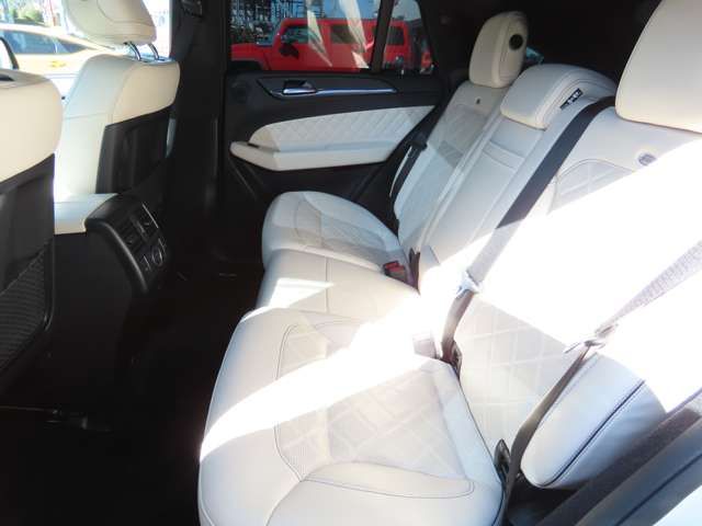 MERCEDES BENZ MERCEDES AMG GLE CLA 2017 Image 31