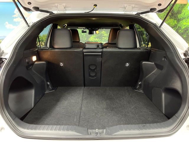 TOYOTA YARIS CROSS HYBRID 2025 Image 31