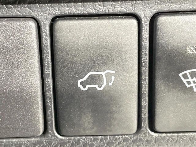 TOYOTA HARRIER HYBRID 2014 Image 31