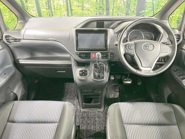TOYOTA VOXY 4WD 2015 Image 31