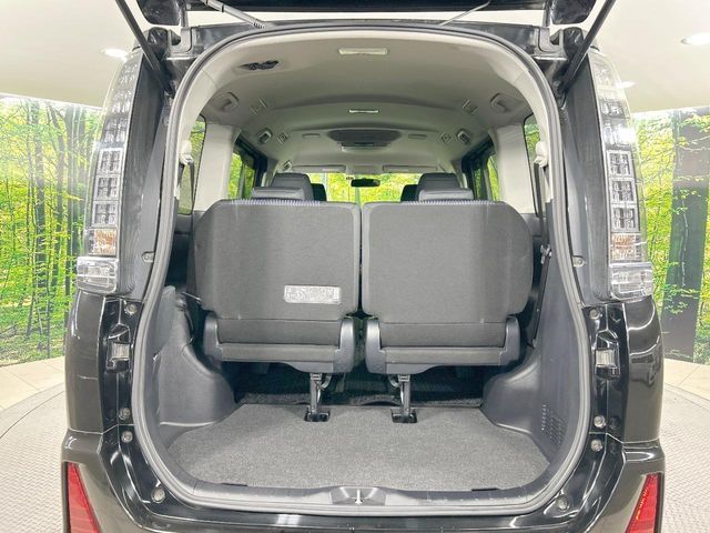 TOYOTA VOXY 4WD 2015 Image 31