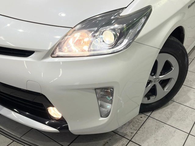 TOYOTA PRIUS 2013 Image 31