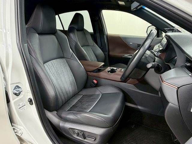 TOYOTA HARRIER HYBRID 2022 Image 31