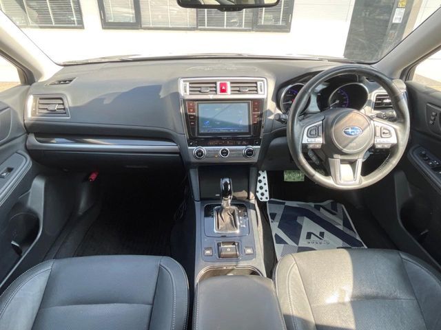 SUBARU LEGACY OUTBACK 2017 Image 31