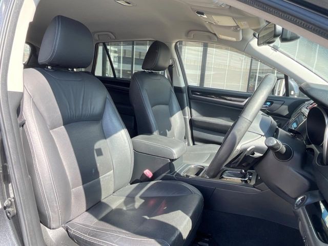 SUBARU LEGACY OUTBACK 2017 Image 31