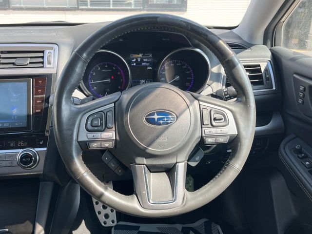 SUBARU LEGACY OUTBACK 2017 Image 31