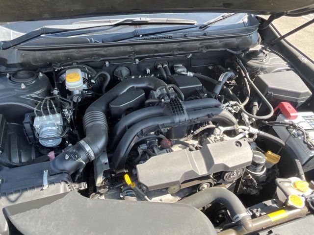 SUBARU LEGACY OUTBACK 2017 Image 31