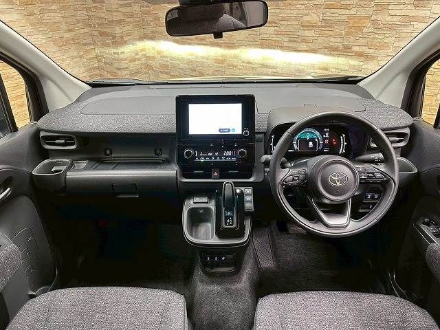 TOYOTA SIENTA HYBRID 2023 Image 31