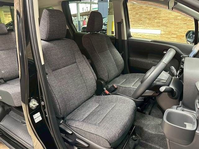 TOYOTA SIENTA HYBRID 2023 Image 31