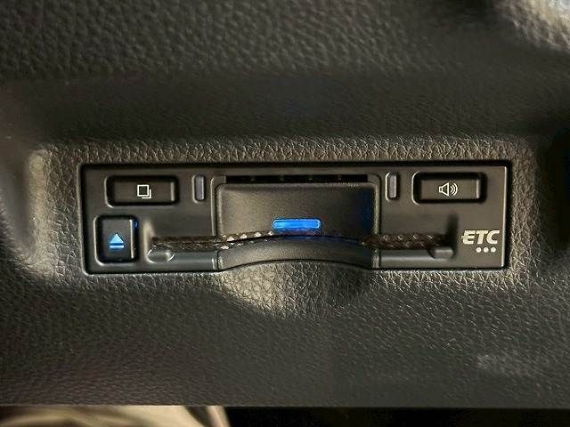 TOYOTA SIENTA HYBRID 2023 Image 31