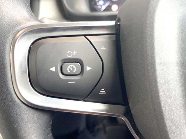 VOLVO XC40 2021 Image 31