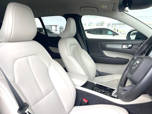 VOLVO XC40 2021 Image 31