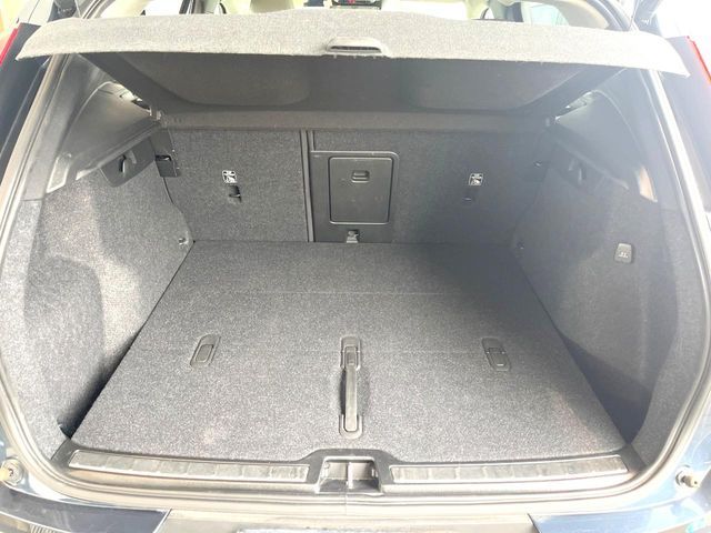 VOLVO XC40 2021 Image 31