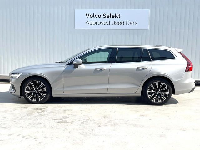VOLVO V60 2023 Image 31
