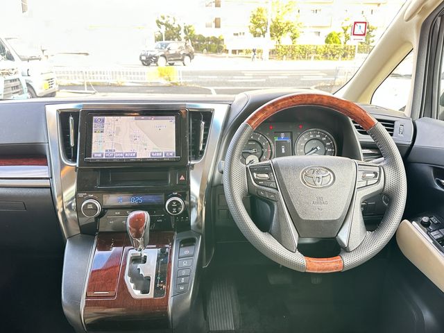 TOYOTA ALPHARD 4WD 2016 Image 31