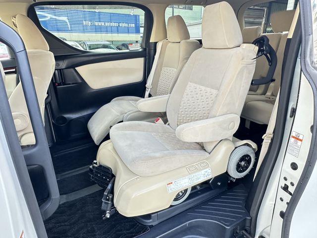 TOYOTA ALPHARD 4WD 2016 Image 31