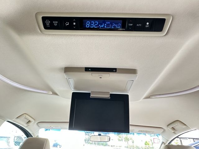 TOYOTA ALPHARD 4WD 2016 Image 31