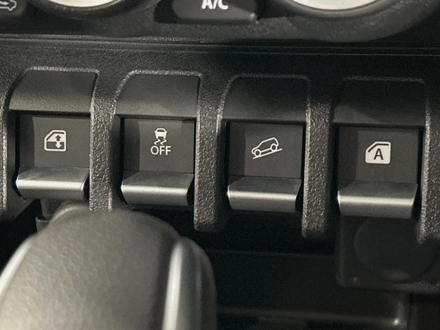 SUZUKI JIMNY NOMADE 2026 Image 31