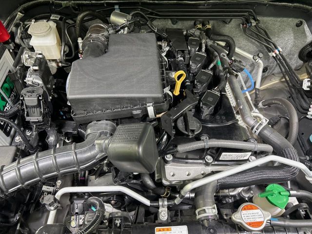 SUZUKI JIMNY NOMADE 2026 Image 31