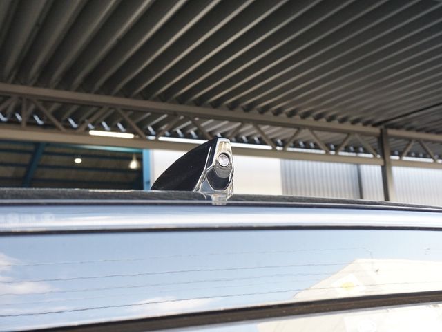 ROVER DEFENDER 2023 Image 31