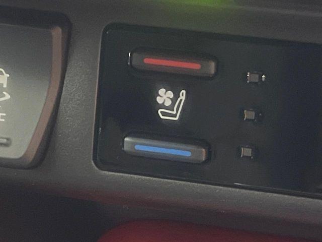 TOYOTA RAV4 4WD 2022 Image 31