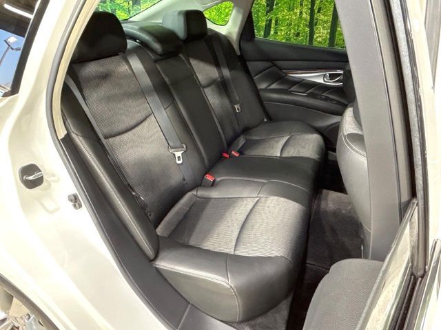 NISSAN FUGA HYBRID 2011 Image 31